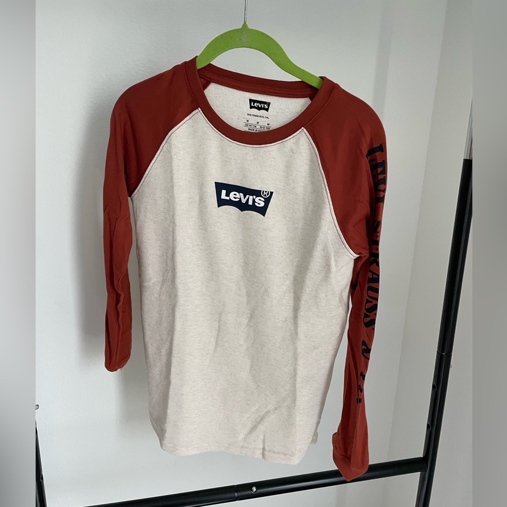 Women’s Levi Long Sleeve
